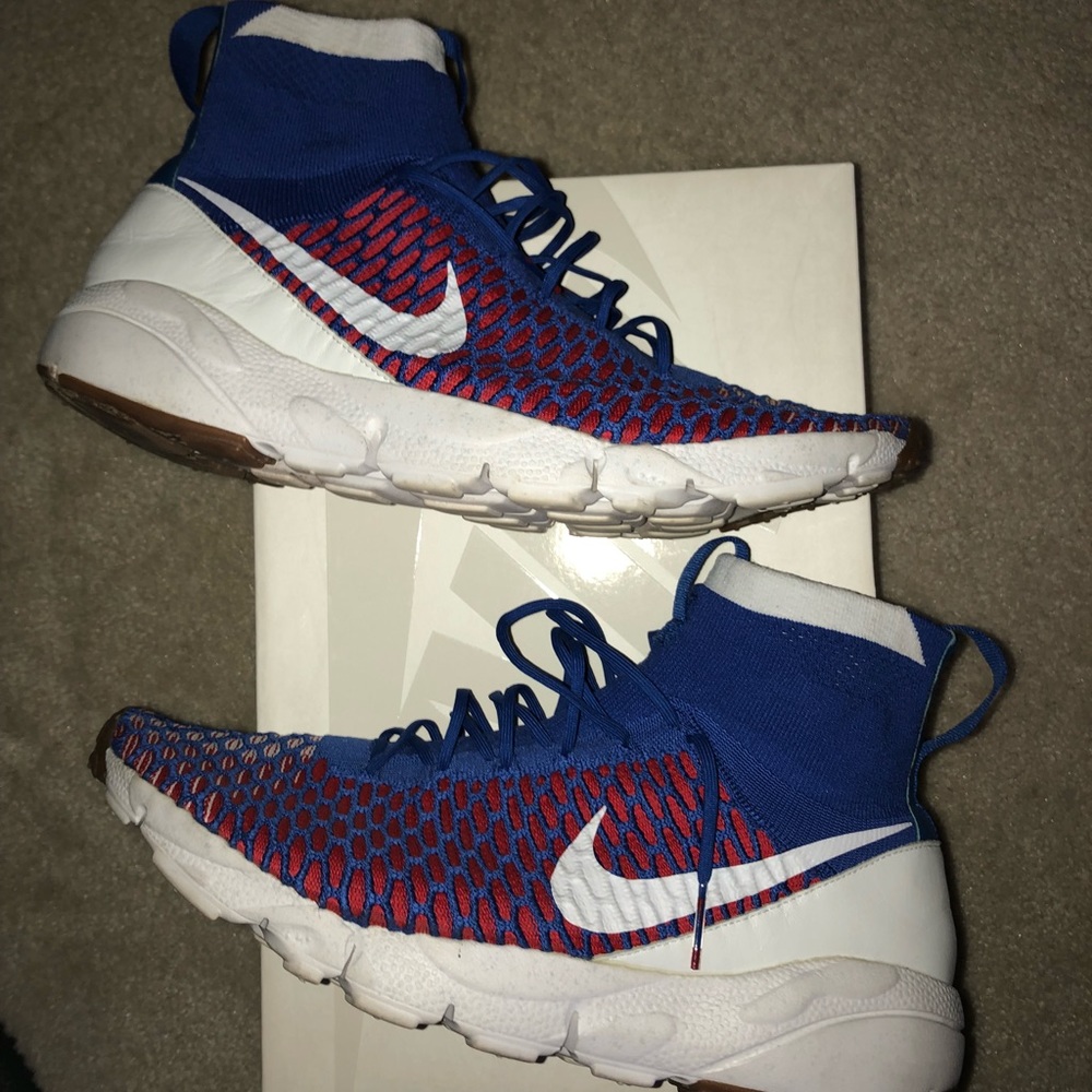 NIKE AIR FOOTSCAPE MAGISTA SP SIZE 11.5